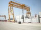 Baja Disesuaikan Rail Mounted Gantry Crane 100Ton Rentang 25m untuk Penanganan Kontainer