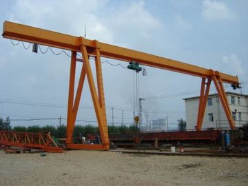 10t Inventarisasi Baja Yard, L-Shape Hydraulic Gantry Crane / 10t - 25m - 15m /